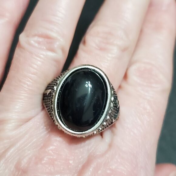 Silver tone black bead rhinestone ring size 12 - Picture 2 of 8